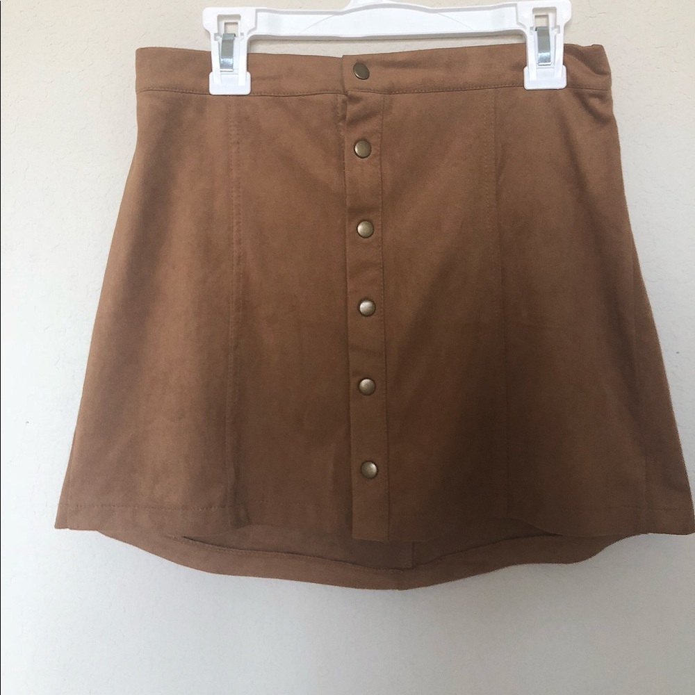 Brown fuzzy Skirt with buttons. Size 11